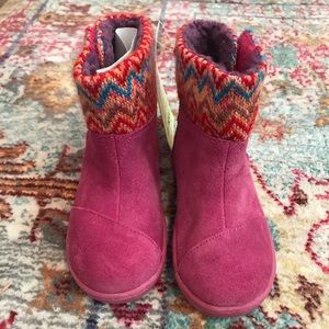 Toms size 7 toddler boots NWT